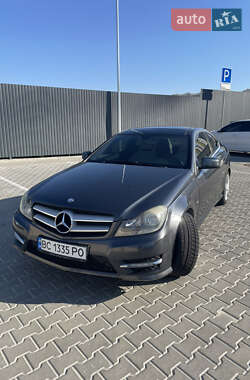 Mercedes-Benz C-Class 2011