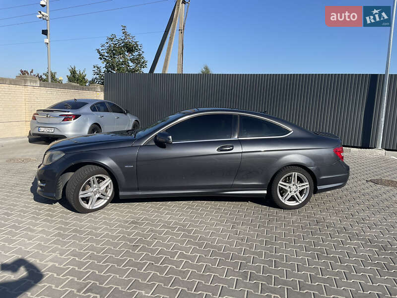 Купе Mercedes-Benz C-Class 2011 в Киеве фото 2 Купе Mercedes-Benz C-Class 2011 в Киеве