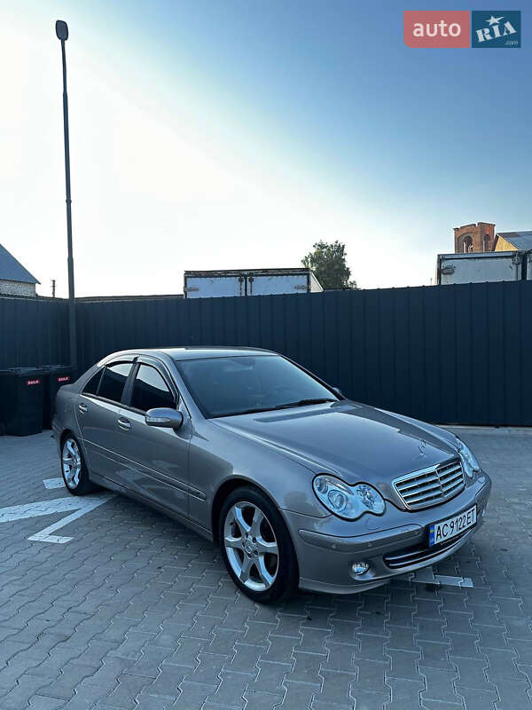 Седан Mercedes-Benz C-Class 2006 в Луцьку фото 4 Седан Mercedes-Benz C-Class 2006 в Луцьку