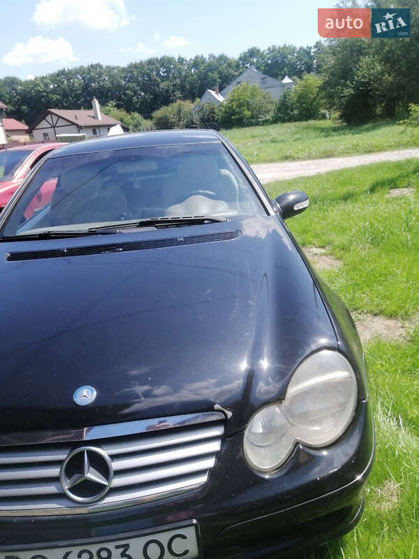 Седан Mercedes-Benz C-Class 2003 в 