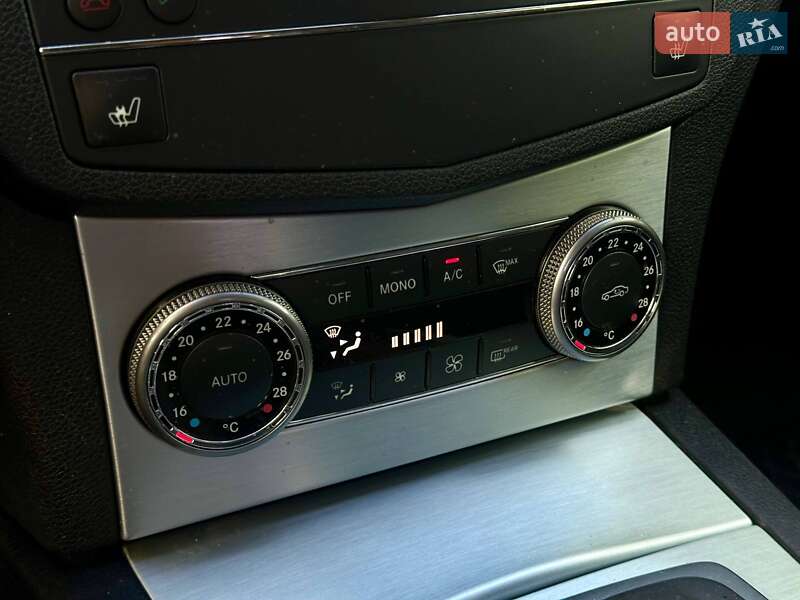 Седан Mercedes-Benz C-Class 2008 в Одессе