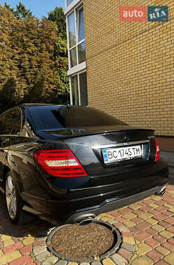 Седан Mercedes-Benz C-Class 2011 в 
