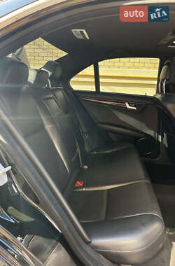 Седан Mercedes-Benz C-Class 2011 в 