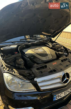 Седан Mercedes-Benz C-Class 2011 в 
