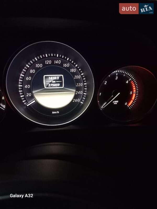 Универсал Mercedes-Benz C-Class 2012 в Ровно фото 12 Универсал Mercedes-Benz C-Class 2012 в Ровно