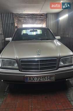 Седан Mercedes-Benz C-Class 1993 в Ізюмі