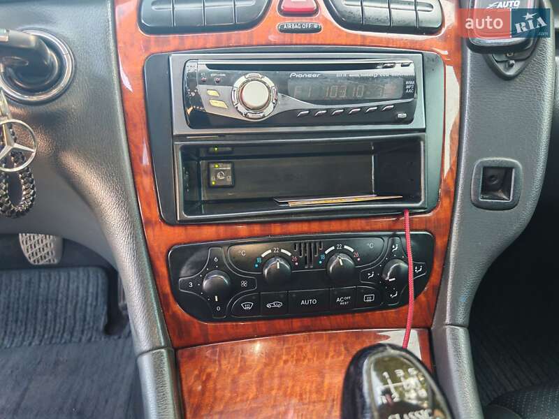 Седан Mercedes-Benz C-Class 2003 в Броварах фото 18 Седан Mercedes-Benz C-Class 2003 в Броварах