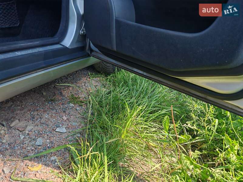 Седан Mercedes-Benz C-Class 2003 в Броварах фото 32 Седан Mercedes-Benz C-Class 2003 в Броварах