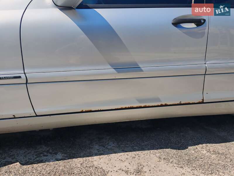 Седан Mercedes-Benz C-Class 2003 в Броварах фото 35 Седан Mercedes-Benz C-Class 2003 в Броварах