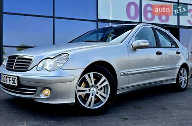 Седан Mercedes-Benz C-Class 2005 в Ивано-Франковске