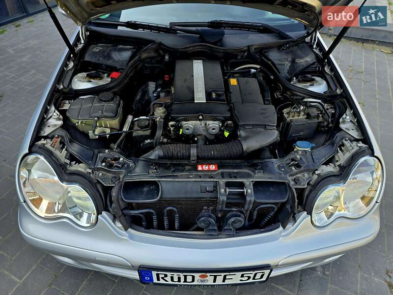 Седан Mercedes-Benz C-Class 2005 в Ивано-Франковске