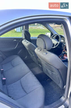 Седан Mercedes-Benz C-Class 2001 в 