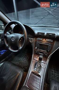Седан Mercedes-Benz C-Class 2001 в 