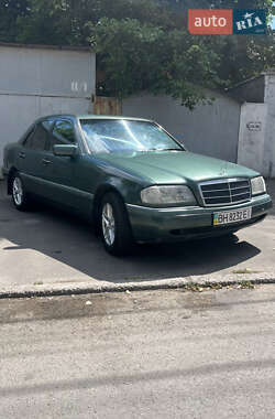Седан Mercedes-Benz C-Class 1994 в Одессе