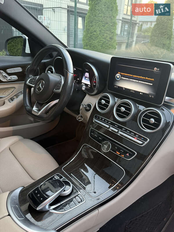 Седан Mercedes-Benz C-Class 2015 в Черновцах
