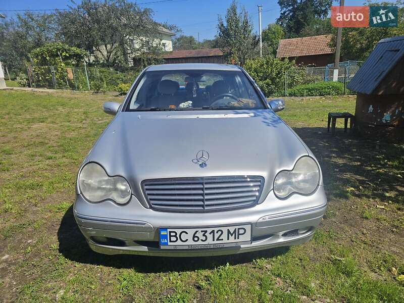 Mercedes-Benz C-Class 2003