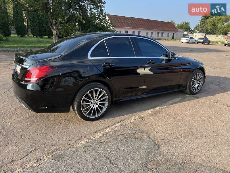 Седан Mercedes-Benz C-Class 2019 в Прилуках