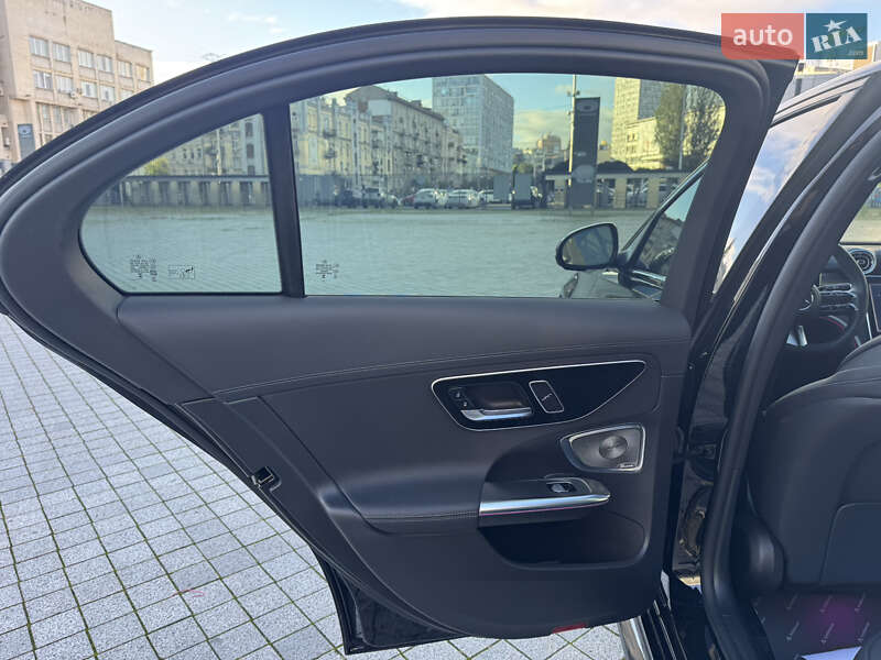 Седан Mercedes-Benz C-Class 2023 в Києві фото 19 Седан Mercedes-Benz C-Class 2023 в Києві