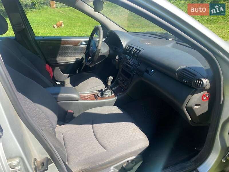Седан Mercedes-Benz C-Class 2000 в Верховине