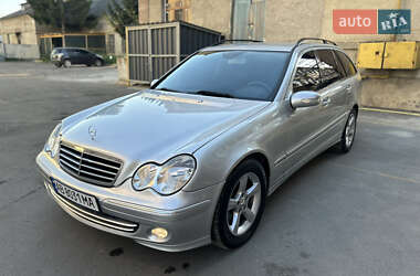 Універсал Mercedes-Benz C-Class 2004 в 