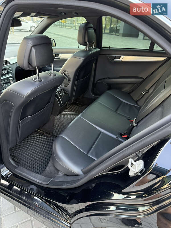 Седан Mercedes-Benz C-Class 2013 в Дніпрі фото 12 Седан Mercedes-Benz C-Class 2013 в Дніпрі