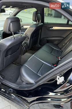 Седан Mercedes-Benz C-Class 2013 в 