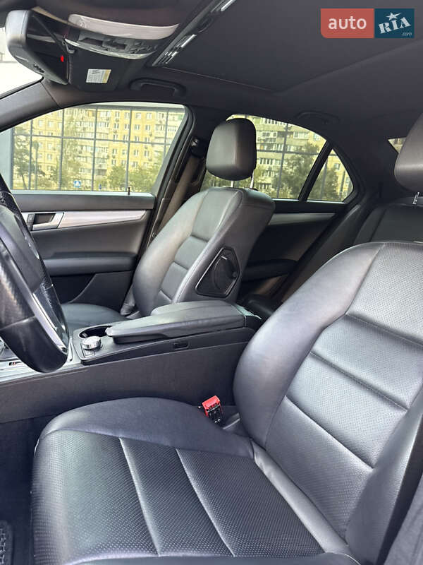 Седан Mercedes-Benz C-Class 2013 в Дніпрі фото 20 Седан Mercedes-Benz C-Class 2013 в Дніпрі