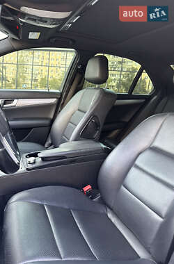 Седан Mercedes-Benz C-Class 2013 в 