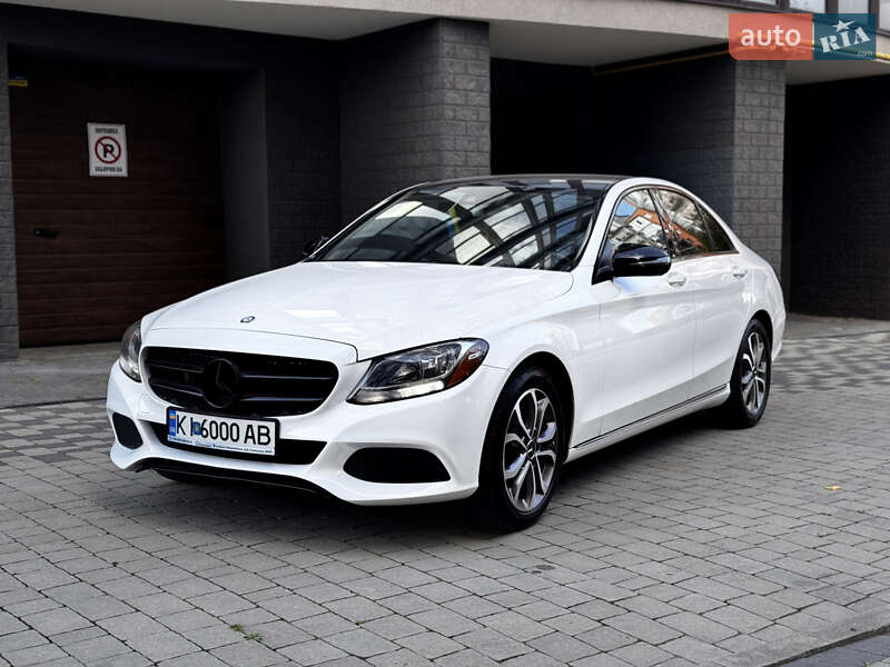 Седан Mercedes-Benz C-Class 2016 в 