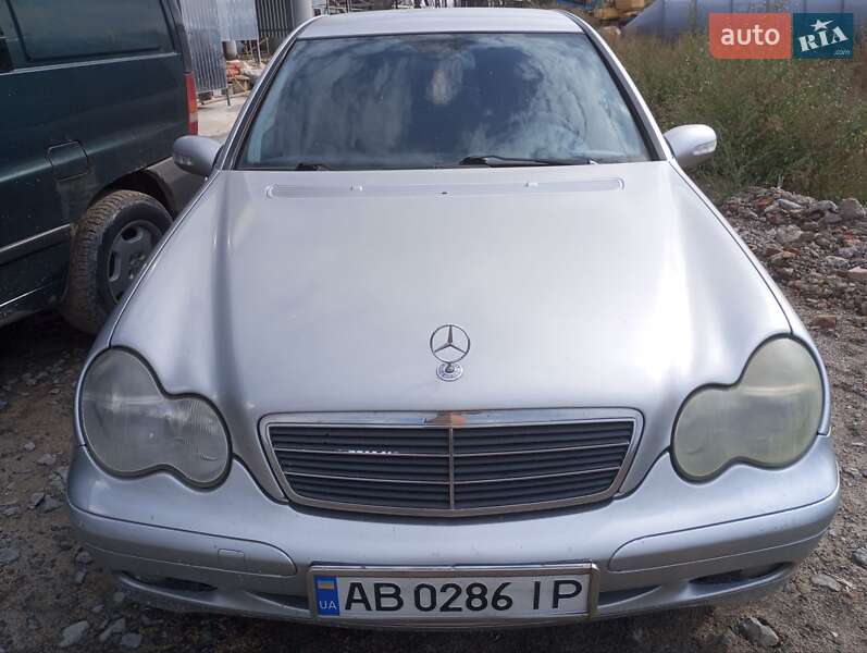Mercedes-Benz C-Class 2002