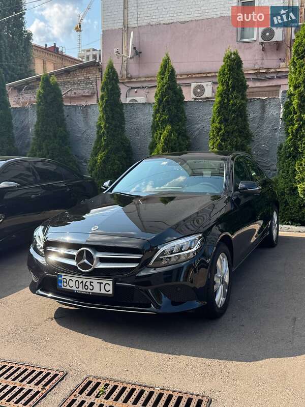 Mercedes-Benz C-Class 2018