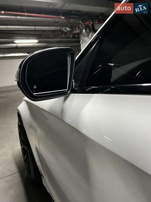 Седан Mercedes-Benz C-Class 2015 в Киеве