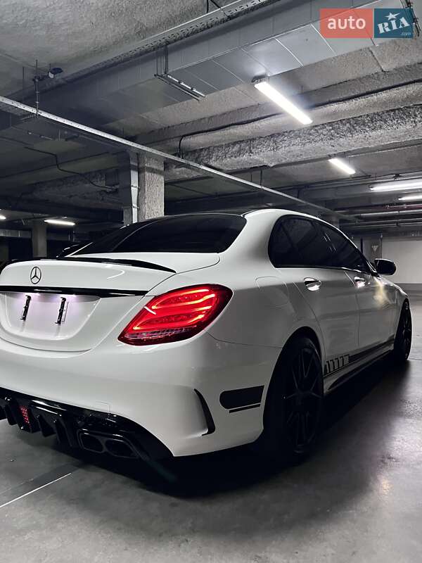 Седан Mercedes-Benz C-Class 2015 в Киеве