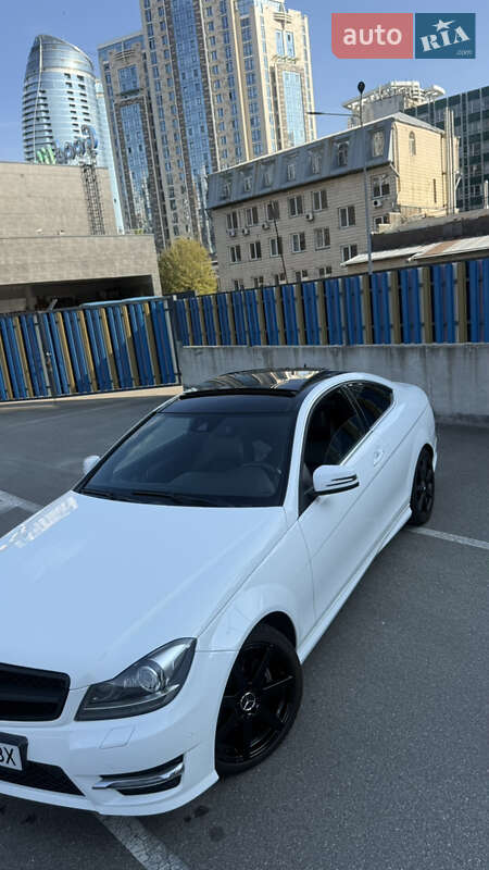 Купе Mercedes-Benz C-Class 2012 в Харькове