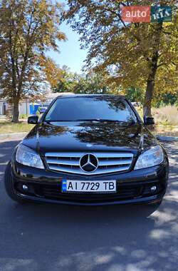 Седан Mercedes-Benz C-Class 2010 в 