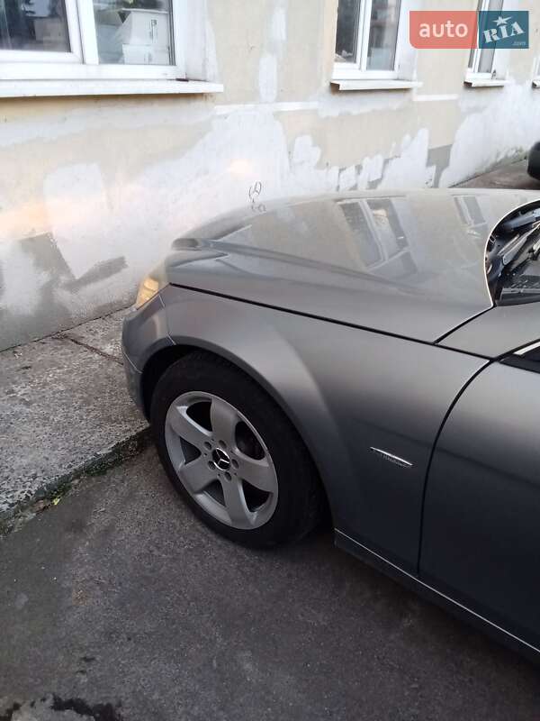 Универсал Mercedes-Benz C-Class 2010 в Львове