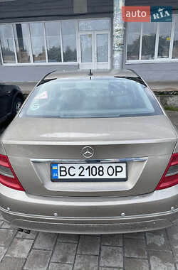 Седан Mercedes-Benz C-Class 2008 в 