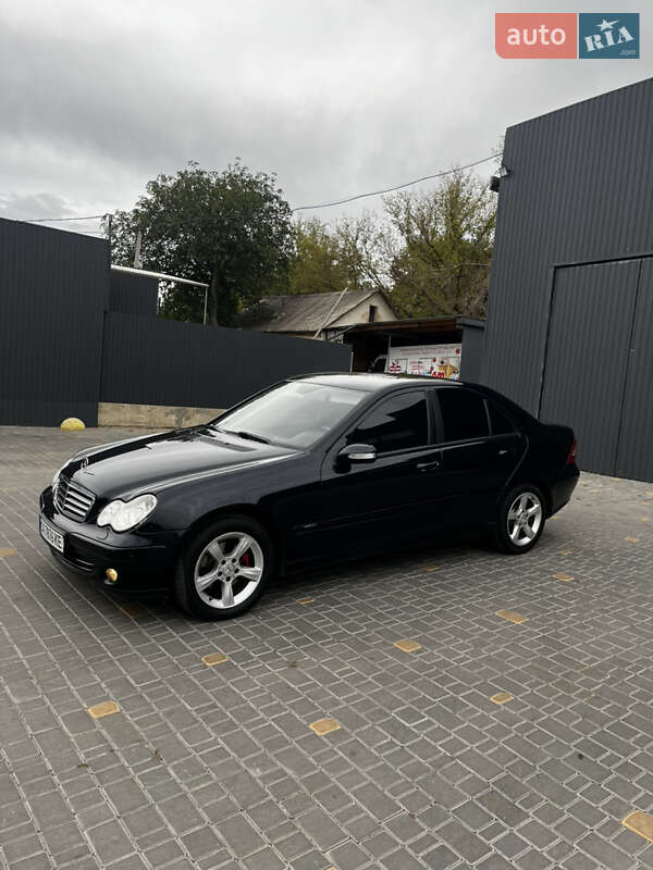 Седан Mercedes-Benz C-Class 2006 в Первомайске