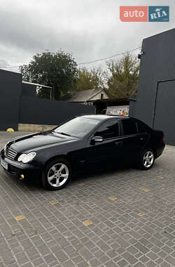 Седан Mercedes-Benz C-Class 2006 в 