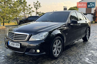 Mercedes-Benz C-Class 2011