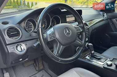 Седан Mercedes-Benz C-Class 2011 в 