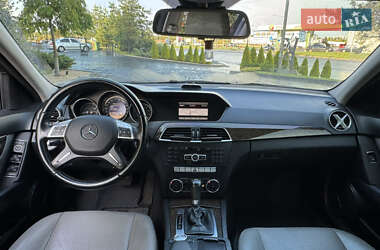 Седан Mercedes-Benz C-Class 2011 в 