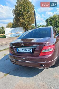 Седан Mercedes-Benz C-Class 2008 в 