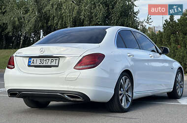 Седан Mercedes-Benz C-Class 2017 в 