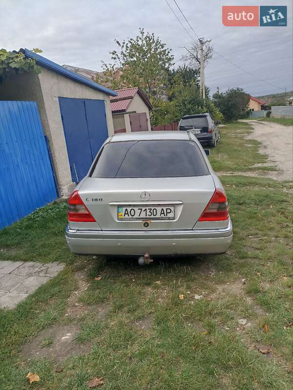 Седан Mercedes-Benz C-Class 1994 в Волочиске