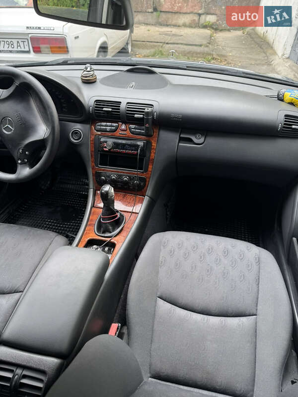 Универсал Mercedes-Benz C-Class 2003 в Ровно фото 9 Универсал Mercedes-Benz C-Class 2003 в Ровно