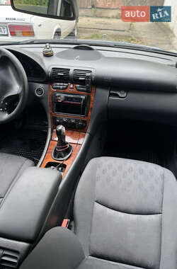 Универсал Mercedes-Benz C-Class 2003 в 