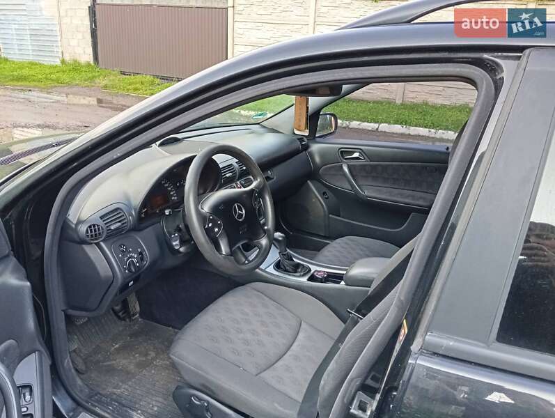 Універсал Mercedes-Benz C-Class 2003 в Рожище