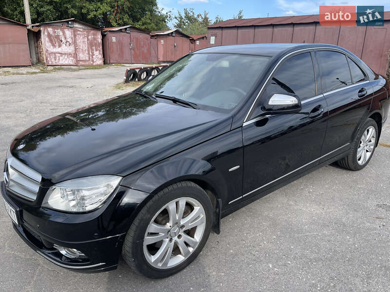 Седан Mercedes-Benz C-Class 2007 в Харькове