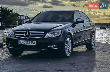 Седан Mercedes-Benz C-Class 2008 в 